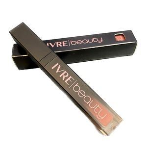 Pink Liquid Lipstick | IVRE Beauty